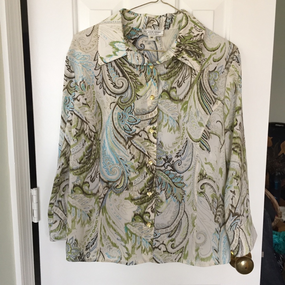 St John Sport button down size M